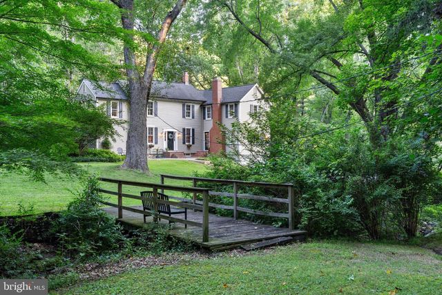 805 WARREN RD, Cockeysville, MD 21030