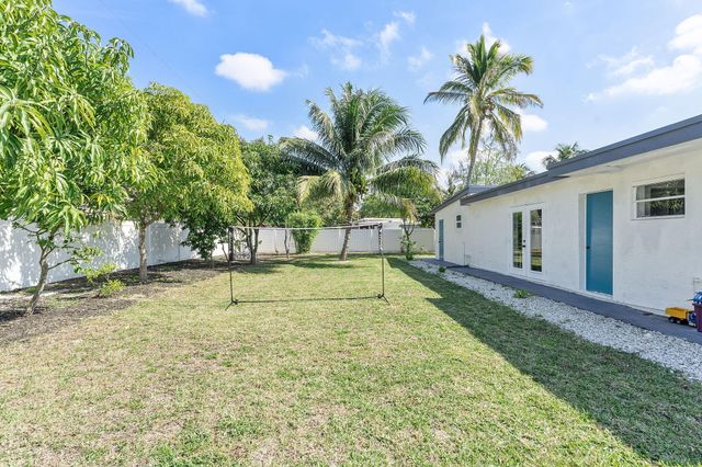 2629 SW 6th Court, Fort Lauderdale, FL 33312