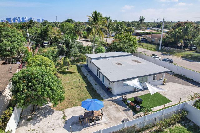 2629 SW 6th Court, Fort Lauderdale, FL 33312