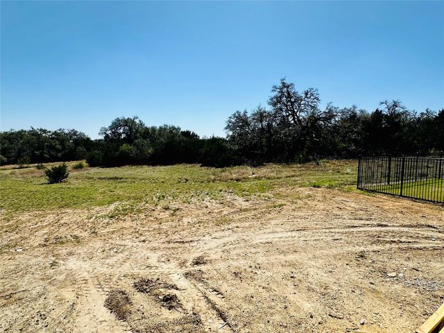 775 Sage Thrasher CIR, Dripping Springs, TX 78620