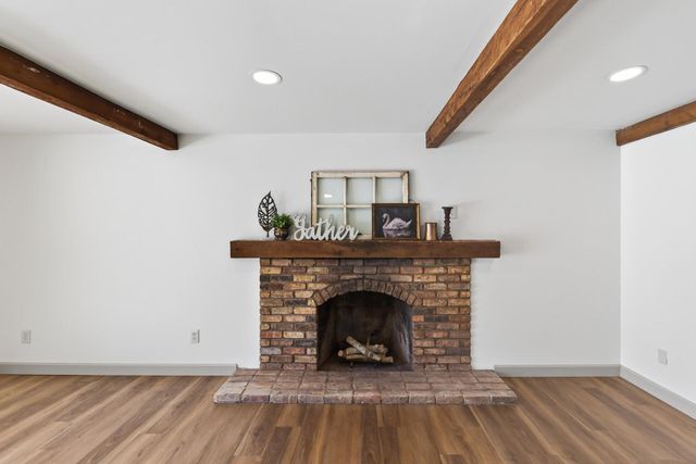 2803 Loop Road S, Burnsville, MN 55306