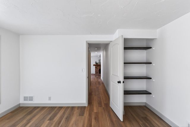 2803 Loop Road S, Burnsville, MN 55306