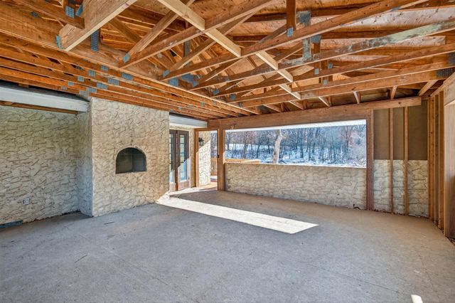 2803 Loop Road S, Burnsville, MN 55306