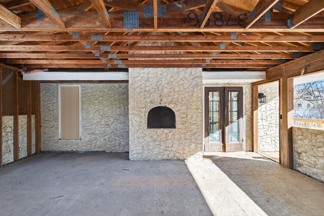 2803 Loop Road S, Burnsville, MN 55306