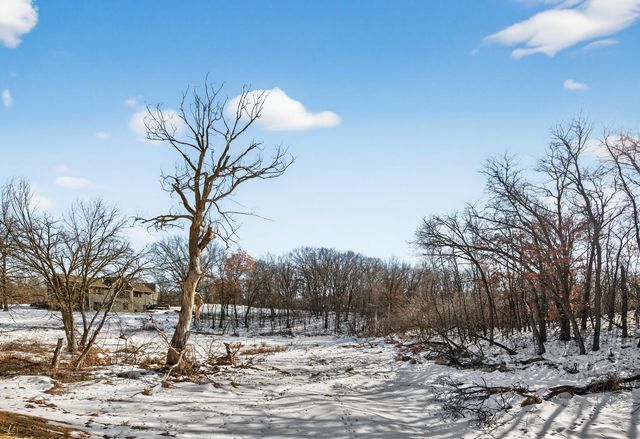 2803 Loop Road S, Burnsville, MN 55306