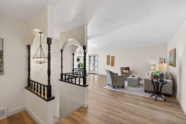 2803 Loop Road S, Burnsville, MN 55306