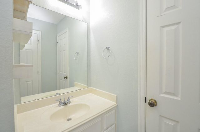 13938 Charterhouse Way, Sugar Land, TX 77498