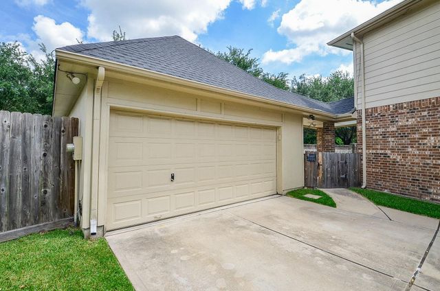 13938 Charterhouse Way, Sugar Land, TX 77498
