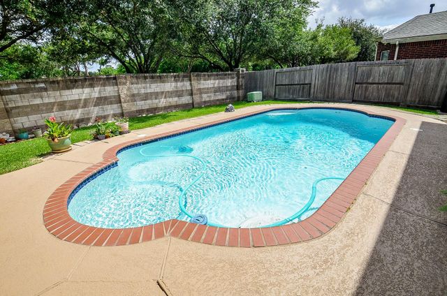 13938 Charterhouse Way, Sugar Land, TX 77498