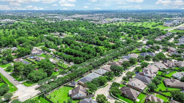 13938 Charterhouse Way, Sugar Land, TX 77498