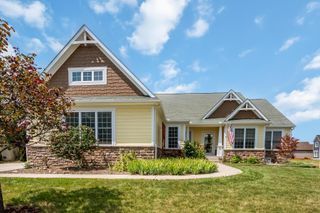 456 Adrian Drive, Delaware, OH 43015