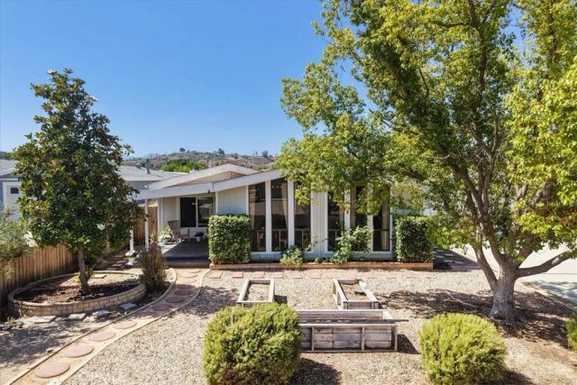 44545 Springwood, Hemet, CA 92544