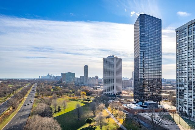 5415 N SHERIDAN Road 2203, Chicago, IL 60640