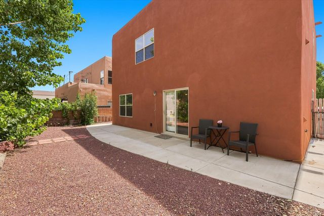 3032 Cochiti Street NE, Rio Rancho, NM 87144