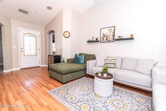 288 W OHIO Avenue, Macclenny, FL 32063