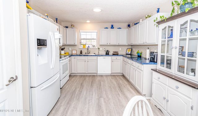 288 W OHIO Avenue, Macclenny, FL 32063