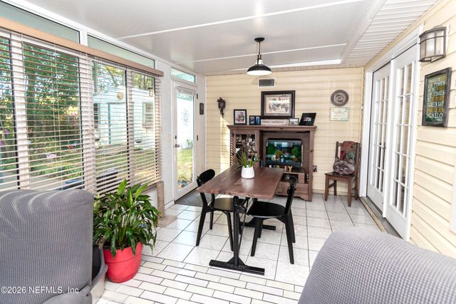 288 W OHIO Avenue, Macclenny, FL 32063