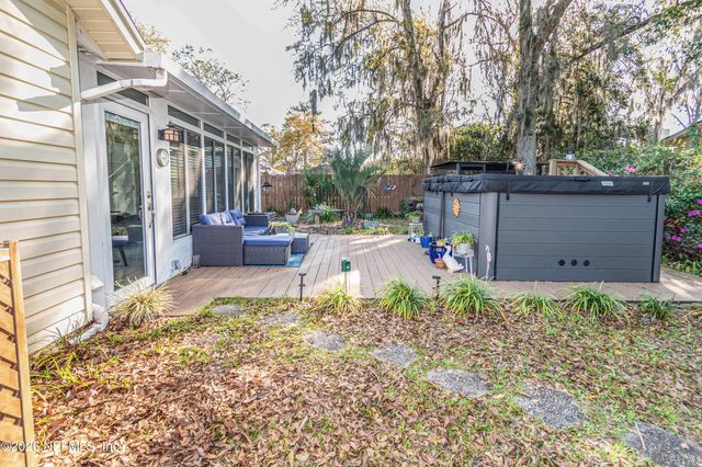 288 W OHIO Avenue, Macclenny, FL 32063