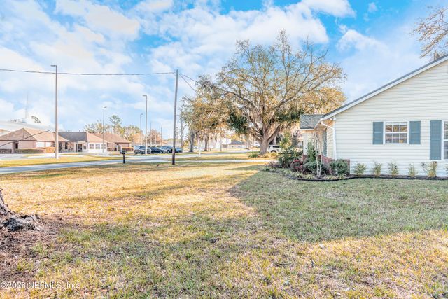 288 W OHIO Avenue, Macclenny, FL 32063