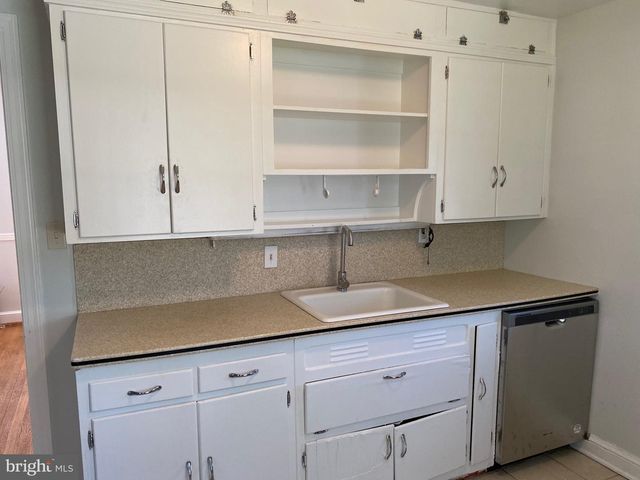 5516 GLENWOOD RD, Bethesda, MD 20817