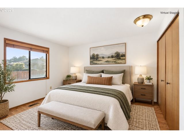 2362 Ne 149TH Ave, Portland, OR 97230