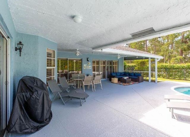 1349 Brampton Cv, Wellington, FL 33414