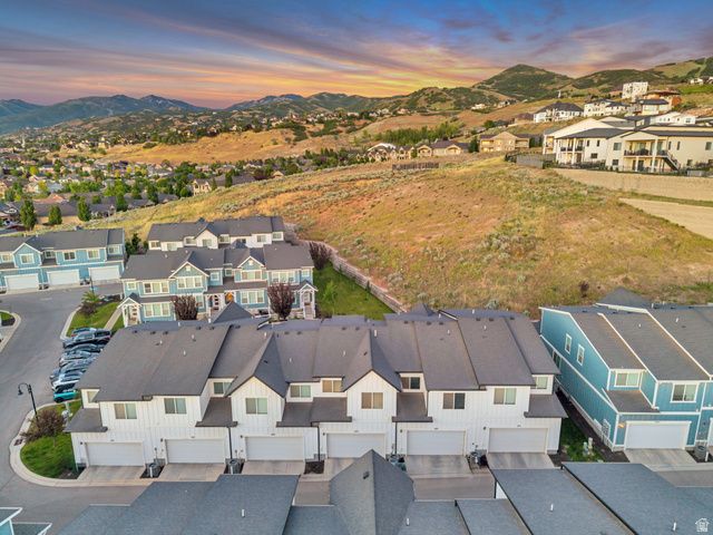 693 S GRANT LN, North Salt Lake, UT 84054