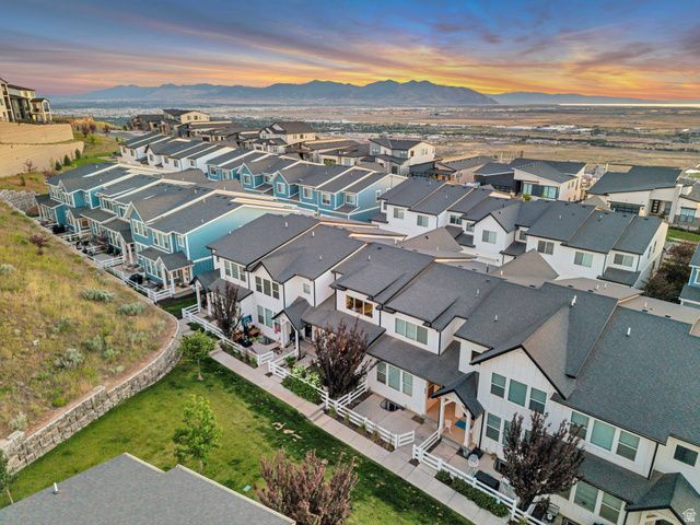 693 S GRANT LN, North Salt Lake, UT 84054