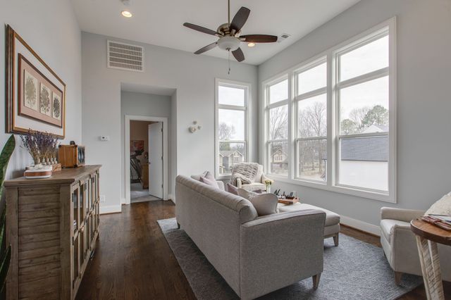 2815 W Kirkwood Ave Unit B, Nashville, TN 37204