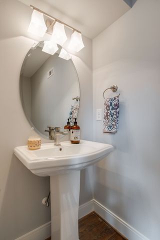 2815 W Kirkwood Ave Unit B, Nashville, TN 37204