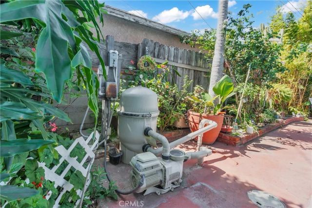 10740 Amery, South Gate, CA 90280