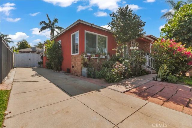 10740 Amery, South Gate, CA 90280