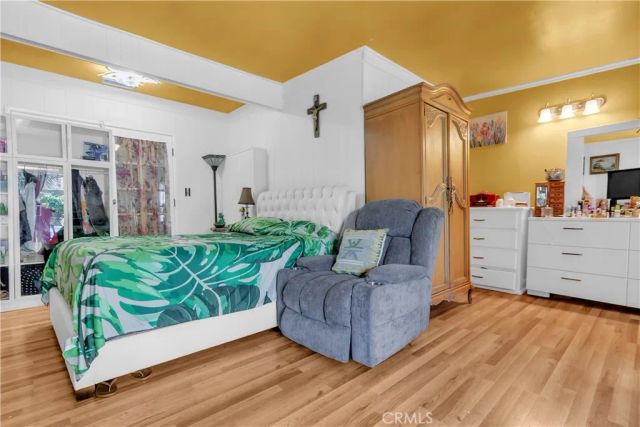 10740 Amery, South Gate, CA 90280