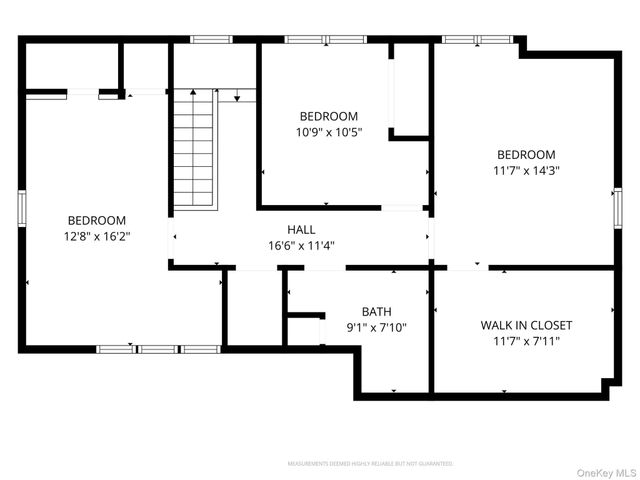 42 Greenwood Rd, Bay Shore, NY 11706