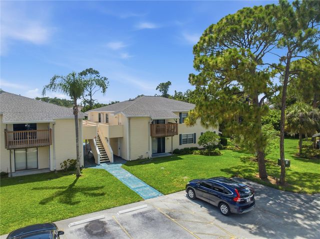 123 LOBLOLLY COURT B, Oldsmar, FL 34677