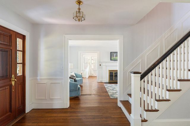 15 Agawam Rd, Newton, MA 02468