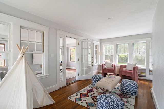 15 Agawam Rd, Newton, MA 02468