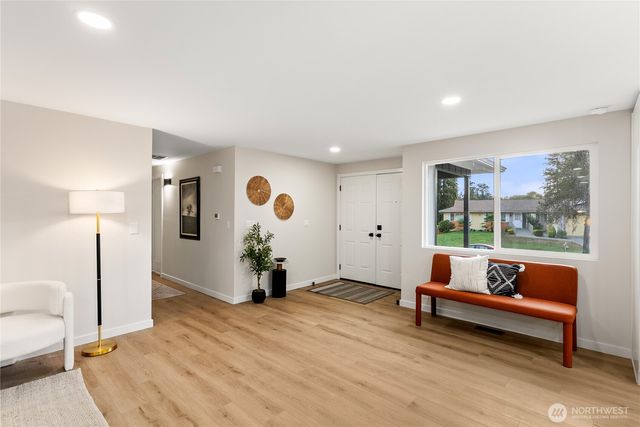 31446 28th Place SW, Federal Way, WA 98023
