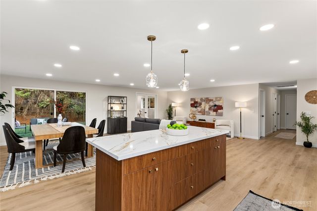 31446 28th Place SW, Federal Way, WA 98023