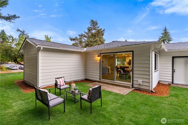 31446 28th Place SW, Federal Way, WA 98023