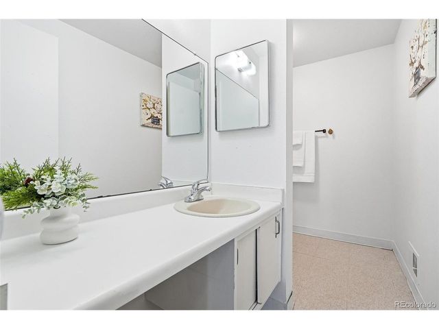 404 E 116th Ave, Northglenn, CO 80233