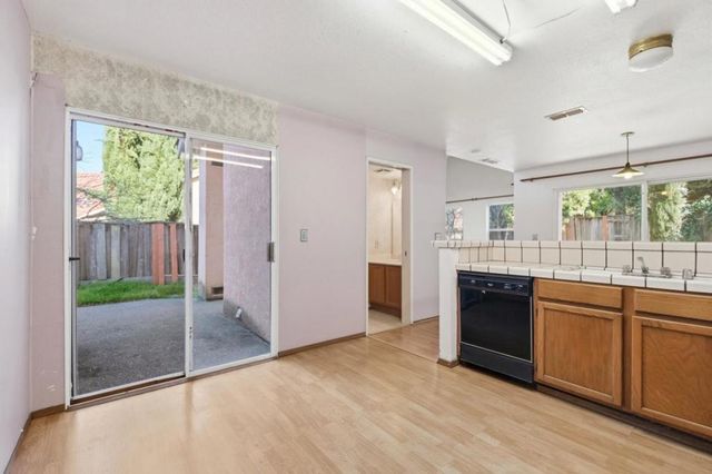 873 Knights Circle, Vallejo, CA 94591