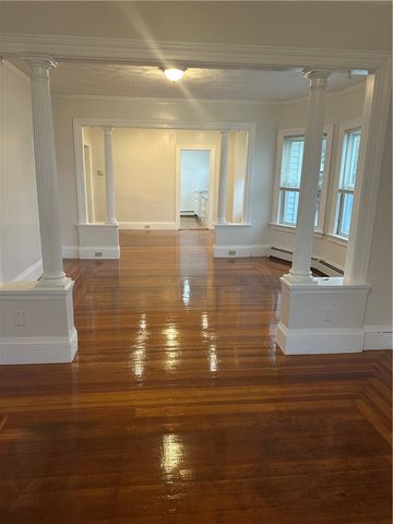 1229 Narragansett Boulevard 1, Cranston, RI 02905