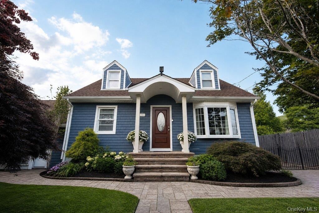 1061 Midland Street, Uniondale, NY 11553 — exterior