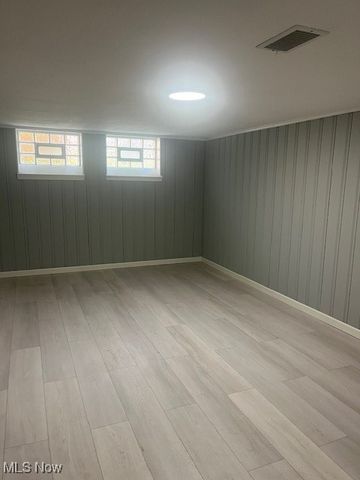 3787 Bainbridge Road, Cleveland Heights, OH 44118