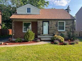 3787 Bainbridge Road, Cleveland Heights, OH 44118