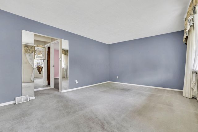 3142 Hillgate Road, Columbus, OH 43207