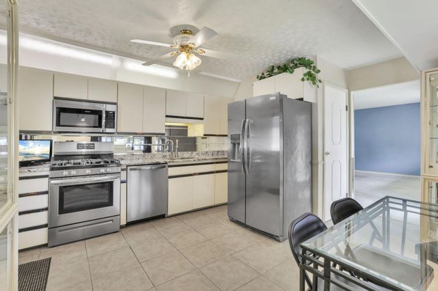 3142 Hillgate Road, Columbus, OH 43207