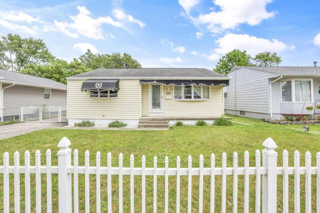 3142 Hillgate Road, Columbus, OH 43207
