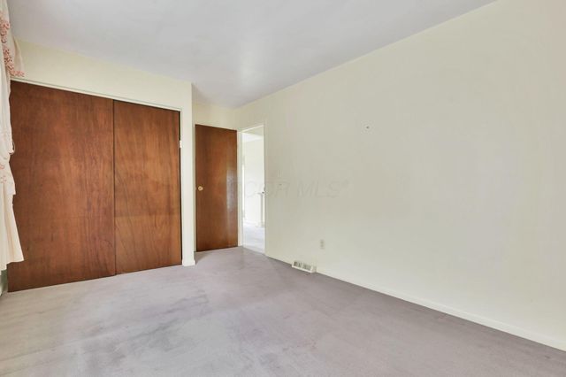3142 Hillgate Road, Columbus, OH 43207